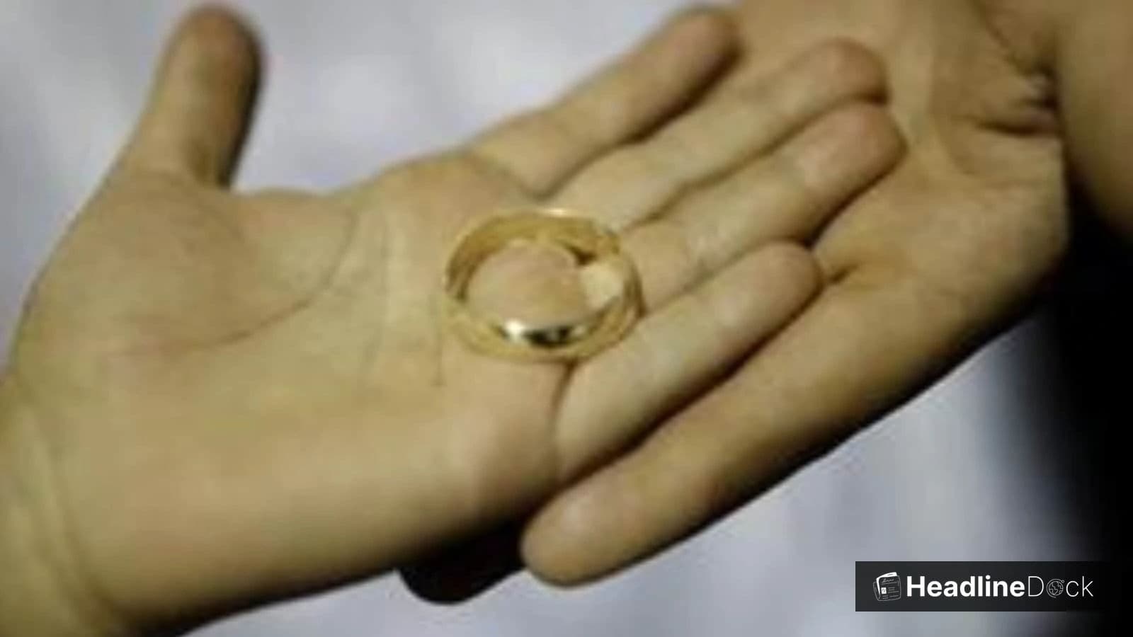 HeadlineDock: High Court Nixes RTI Request For Wife’s Husband's Salary Details