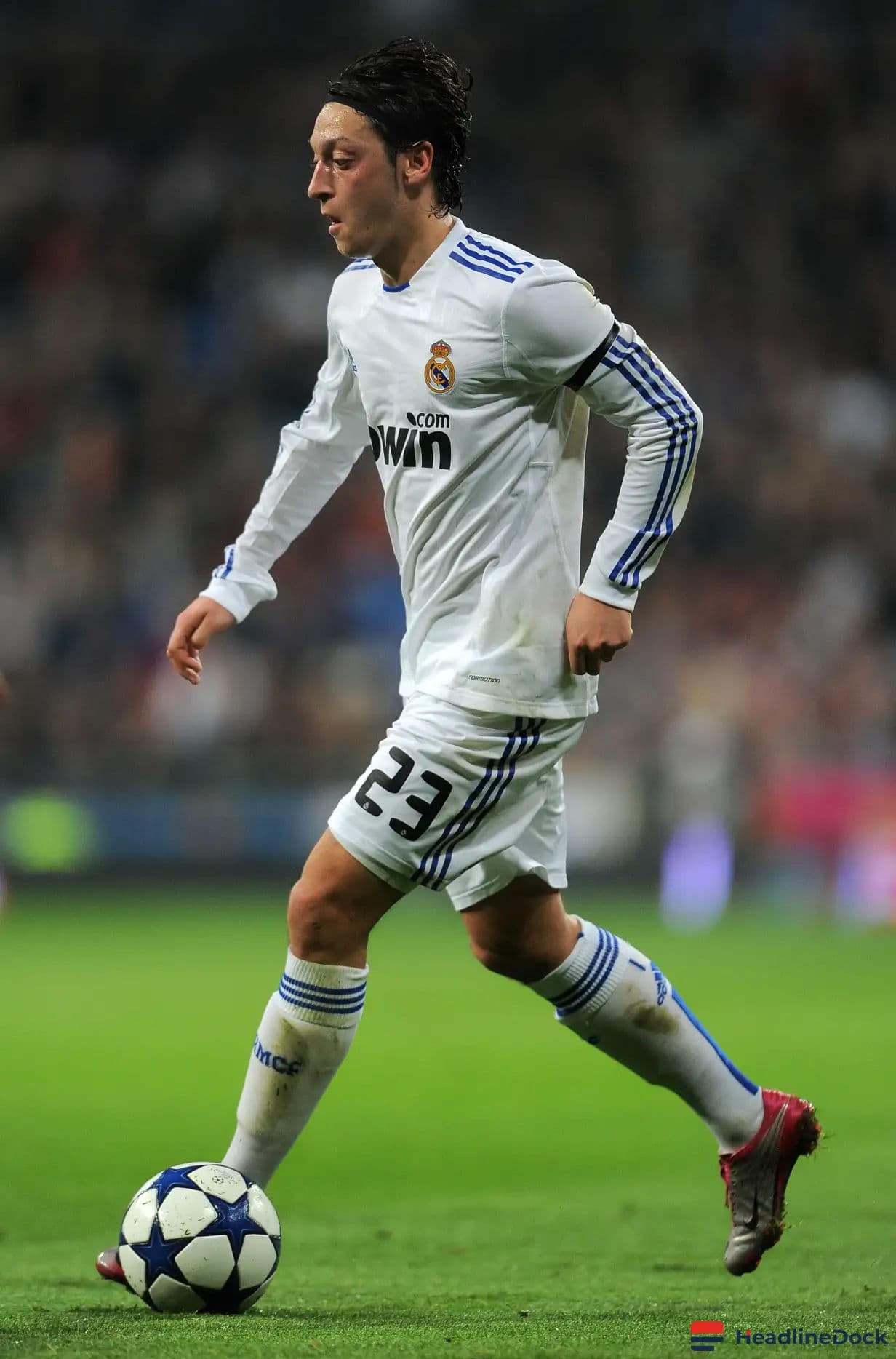 The Tactical Advantage: Why Left-Footed Soccer Stars Are So Valuable