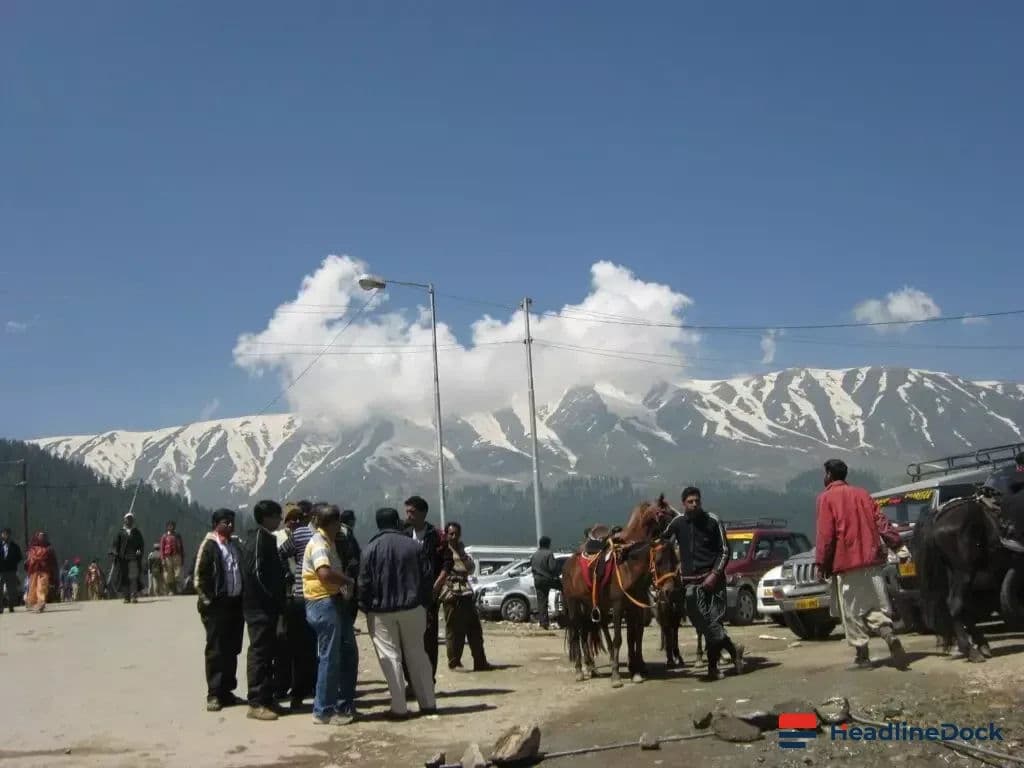 Mountain Bookings Surge 76% as Urban Indians Head for Hill Stations in June