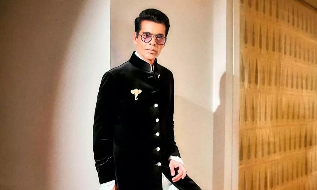 Karan Johar Discloses Instagram Detox | Why It Matters