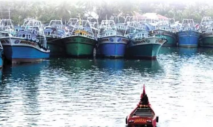 Fishing Operations Stumble: Only 40% of Vizag Fleet Returns After Ban Period