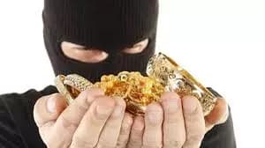 Bank Employee Robbery Attempt Leaves Manager and Cashier Injured