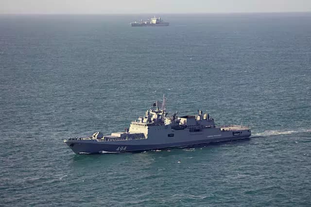 Russian Warship Fires Warning Shots Near British Yacht in English Channel