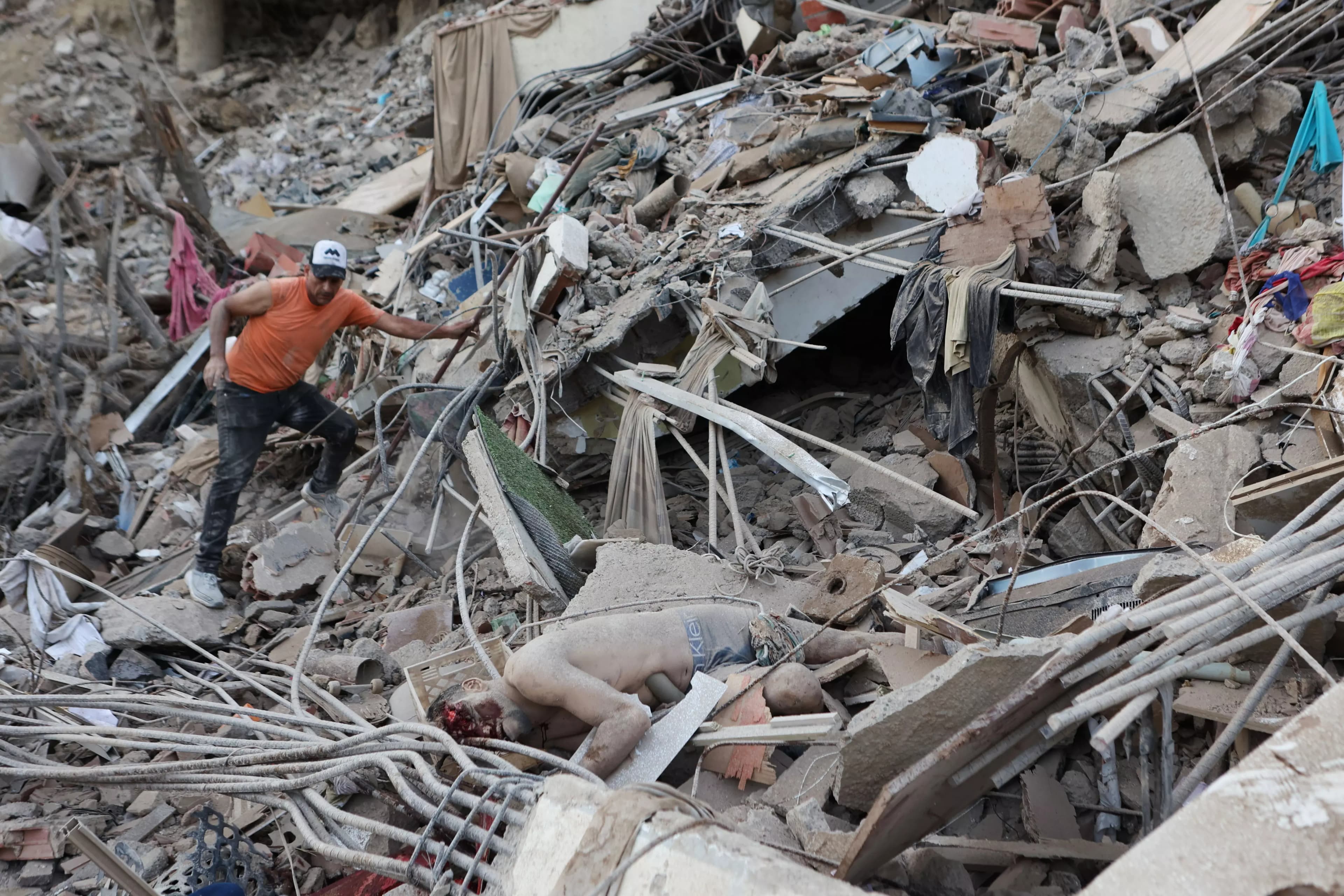 Venezuela Earthquakes Leave 188 Dead as International Relief Efforts Intensify