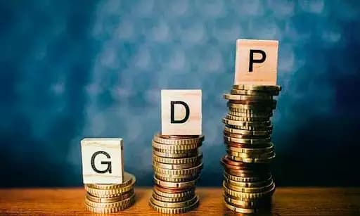 India Achieves Fiscal Deficit Target Amid Strong Revenue Collection