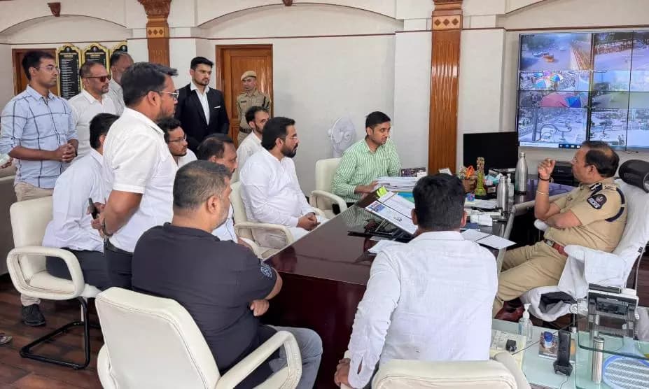Mujahid Paid Rs. 10 Crore for Senior Advocate Moizuddin's Murder