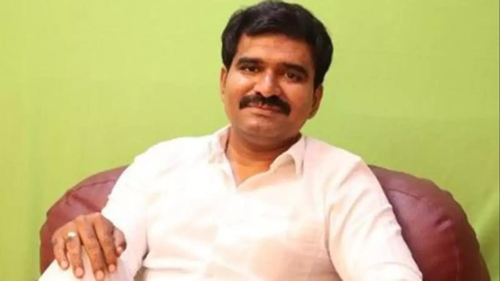 AIADMK Split Spurs TVK Fight for Power