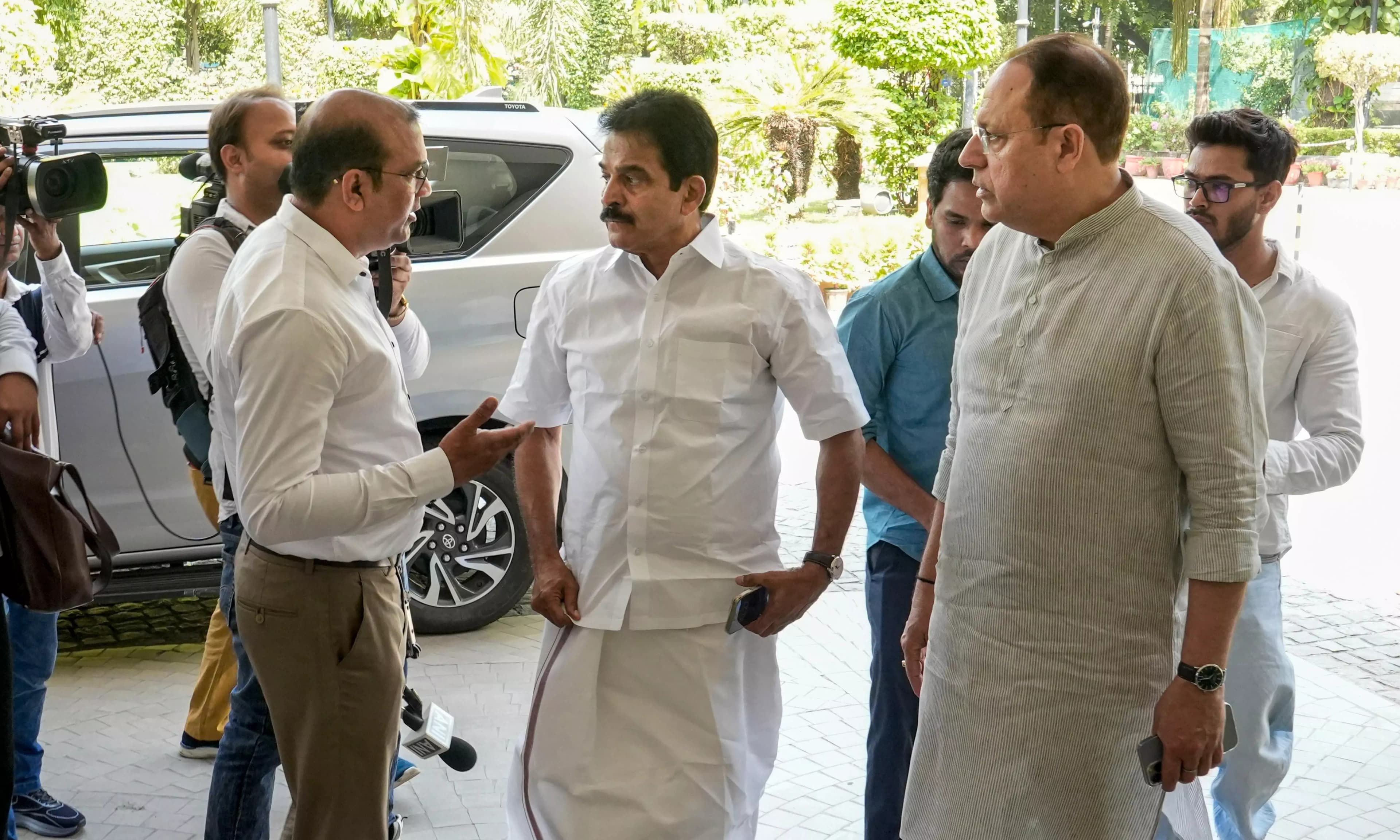 Opposition Alliance Unites for Crucial INDIA Bloc Meeting