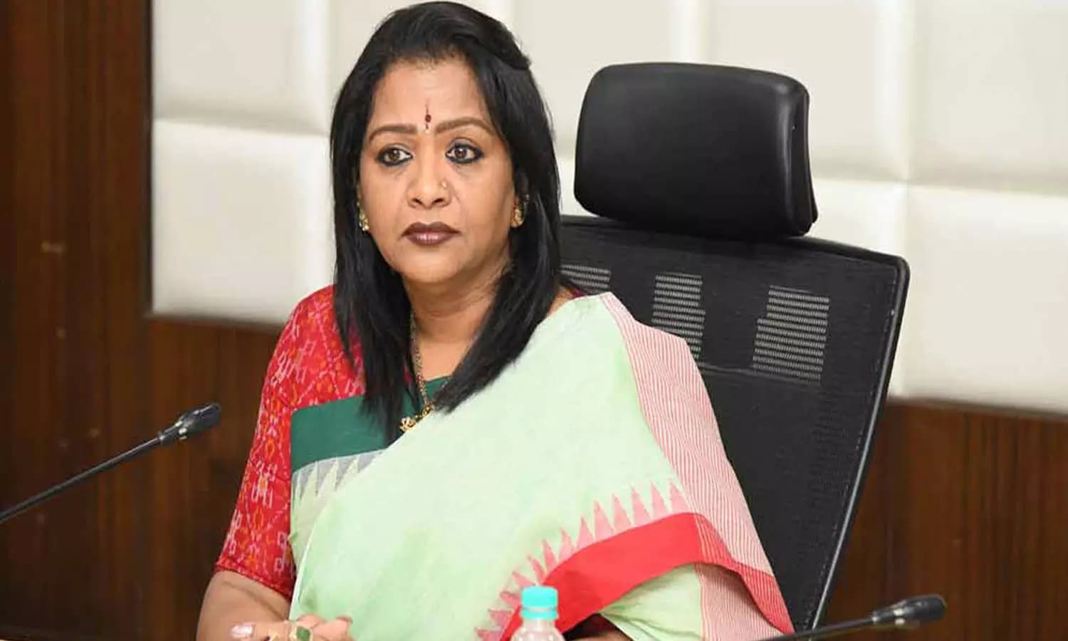 Hyderabad Police Launch Probe After Gadwal Vijayalakshmi’s Sister Goes Missing