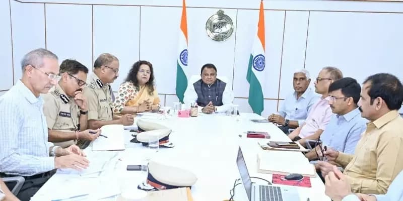 Odisha CM Conducts High-Level Security Review for President and Prime Minister Visits