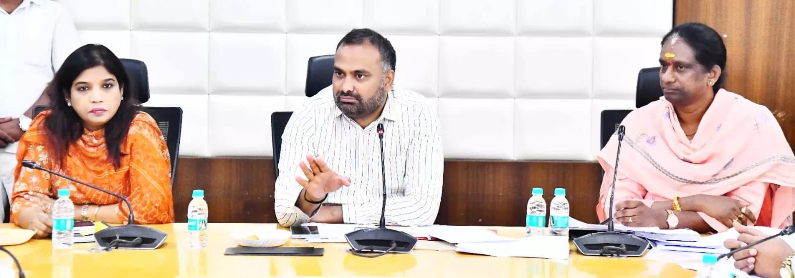 Telangana Implements Dual-Language Strategy for SIR Electoral Roll Enumeration Forms