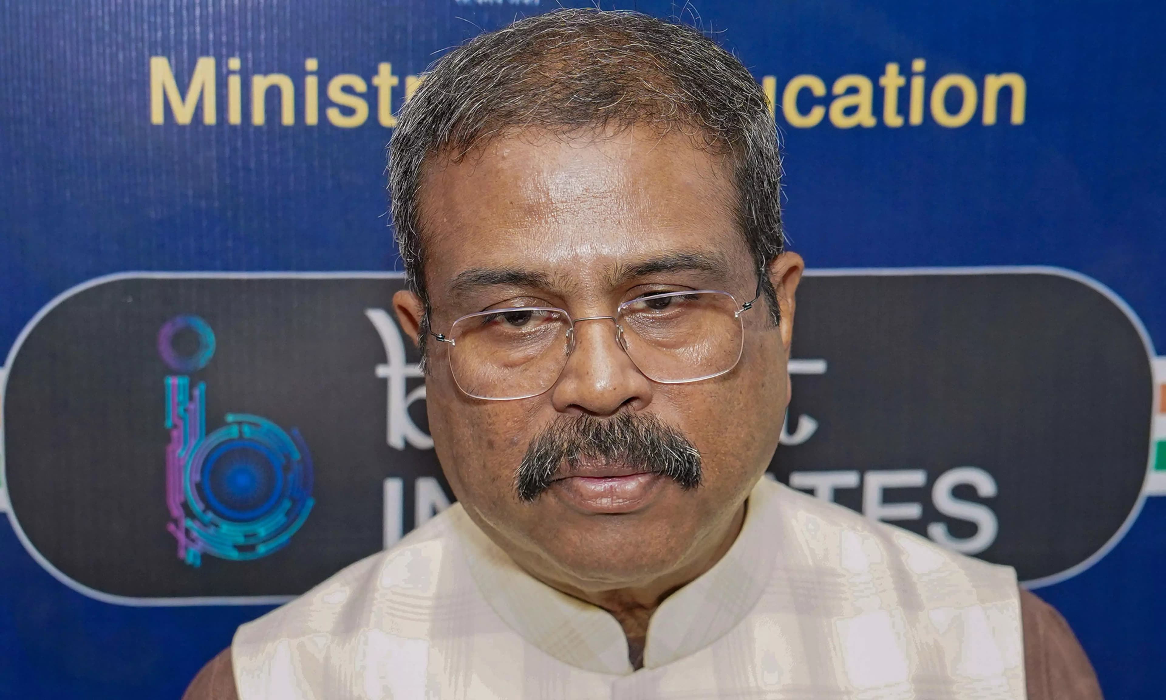 NEET-UG Re-Exam: Pradhan Assesses Readiness for Transparent and Fair Conduct
